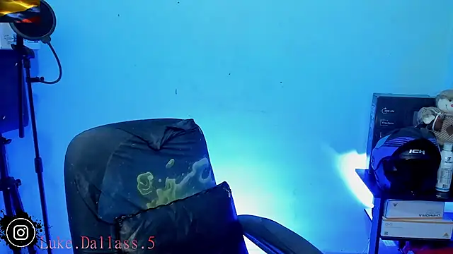 zeus 7777 online show from 04-26-26, 02:14