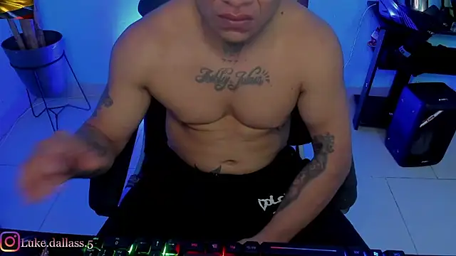 zeus 7777 online show from 02-25-26, 03:51