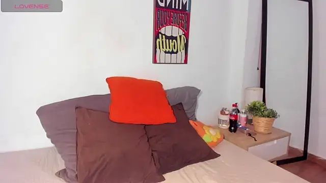 Honeyyy Brown online show from 10-09-25, 07:47