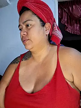 Snapshot of NARNYALABELLA chatting on 10-22-25, 10:47 NARNYALABELLA online show from 10-22-25, 10:47