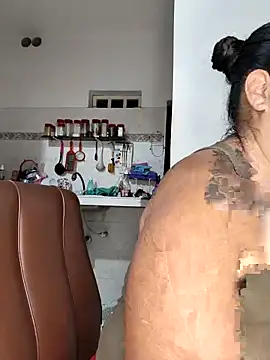 Snapshot of NARNYALABELLA chatting on 02-26-26, 10:04 NARNYALABELLA online show from 02-26-26, 10:04