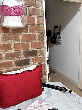 NARNYALABELLA online show from 03-10-26, 09:35