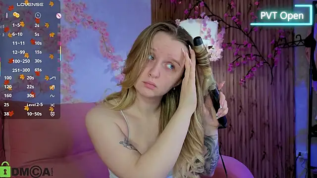 Rina Panic online show from 11-17-25, 01:09