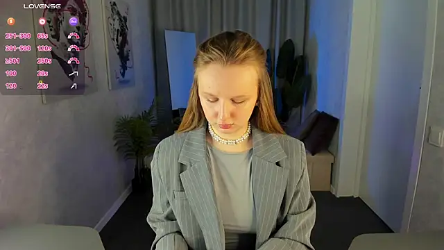 Rina Panic online show from 04-04-26, 01:12