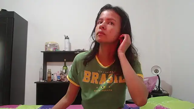 nathaly jones  online show from 05-18-26, 12:21