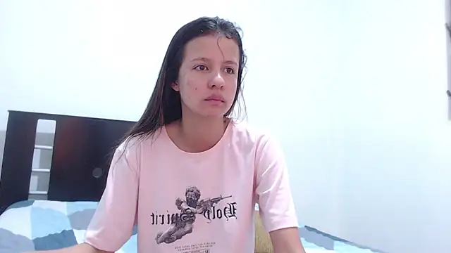 Snapshot of nathaly_jones_ chatting on 09-29-25, 12:22 nathaly jones online show from 09-29-25, 12:22
