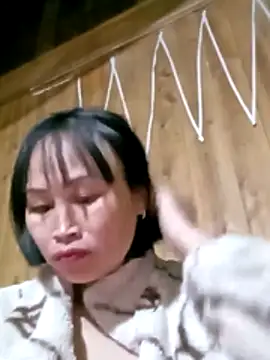 maple694 online show from 11-30-25, 12:06