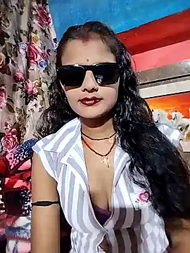Snapshot of Maya_bhoji chatting on 09-10-25, 03:11 Maya bhoji online show from 09-10-25, 03:11