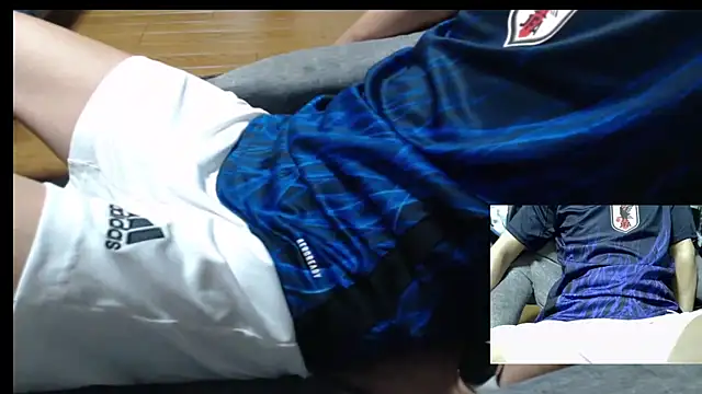 Yasu2000 online show from 06-25-26, 01:03