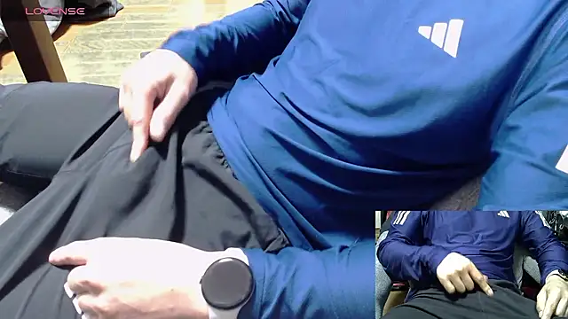 Snapshot of Yasu2000 chatting on 11-30-25, 01:39 Yasu2000 online show from 11-30-25, 01:39