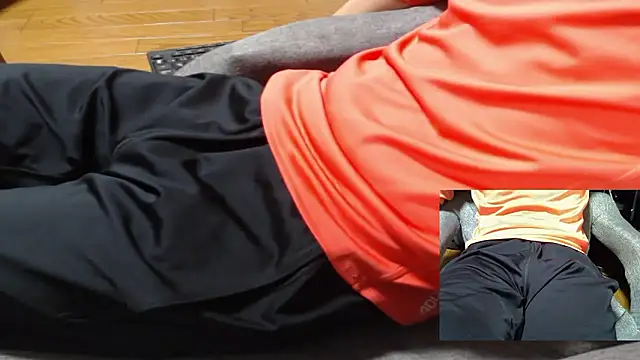 Yasu2000 online show from 04-15-26, 02:17