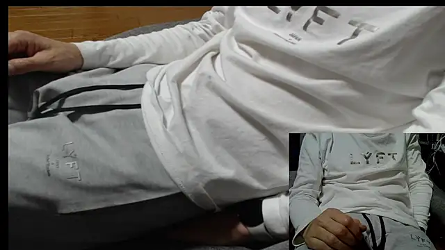 Yasu2000 online show from 06-06-26, 11:59
