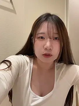  YUNOo0  online show from 02-05-26, 01:07