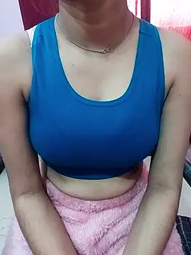 NAIRA5677 online show from 01-13-26, 04:38