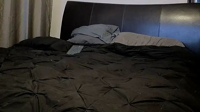 pantyhoselover54 online show from 10-27-25, 12:44