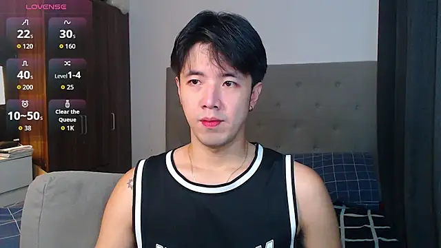 Snapshot of Addictiveboi chatting on 10-03-25, 02:26 Addictiveboi online show from 10-03-25, 02:26