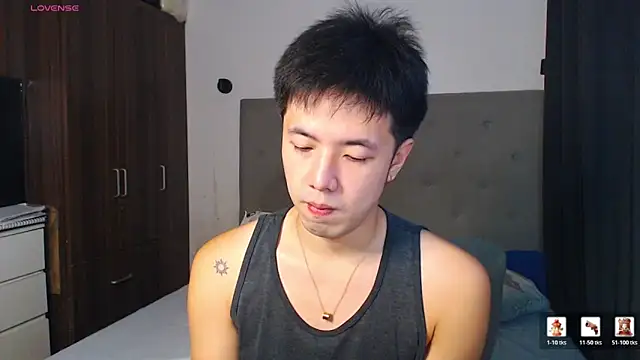 Addictiveboi online show from 04-13-26, 04:27