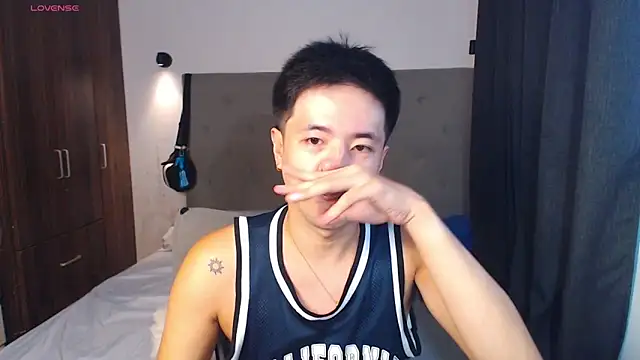 Addictiveboi online show from 04-01-26, 02:24