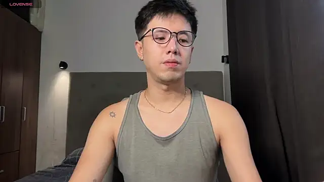 Addictiveboi online show from 05-06-26, 04:05