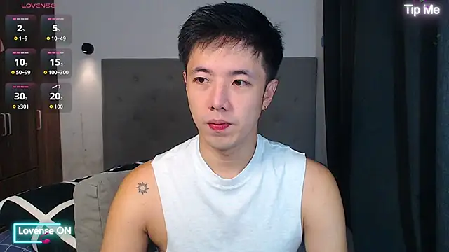 Addictiveboi online show from 12-04-25, 02:21