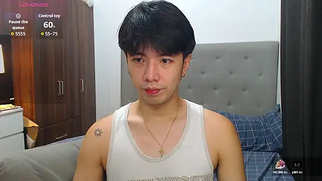 Snapshot of Addictiveboi chatting on 10-09-25, 03:29 Addictiveboi online show from 10-09-25, 03:29