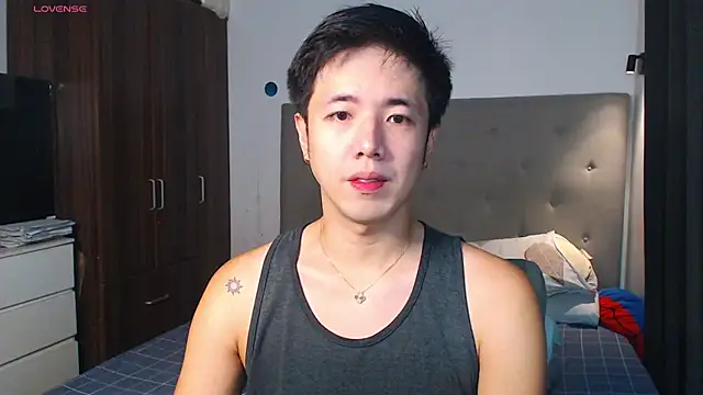 Addictiveboi online show from 03-26-26, 01:04