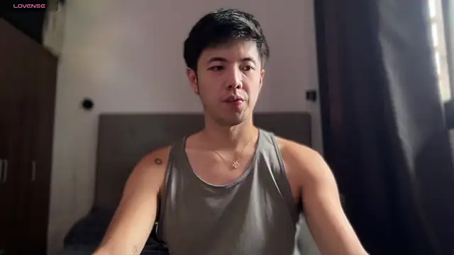 Snapshot of Addictiveboi chatting on 07-17-26, 04:10 Addictiveboi online show from 07-17-26, 04:10