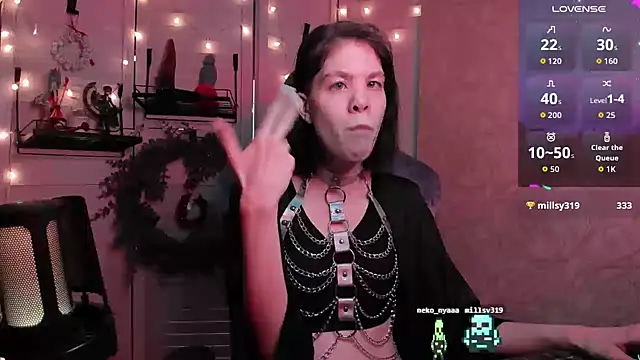 aestheticbeing online show from 12-21-25, 12:40