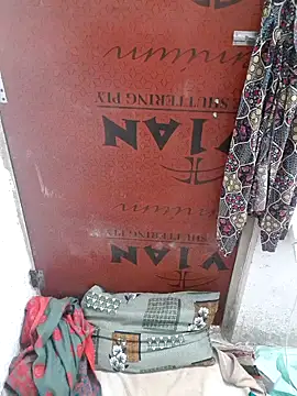 Kittu-rani66 online show from 12-04-25, 08:24