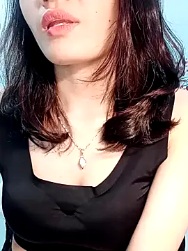 Hinna x online show from 03-13-26, 06:40