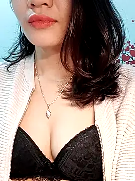 Snapshot of Hinna_x chatting on 02-05-26, 10:16 Hinna x online show from 02-05-26, 10:16