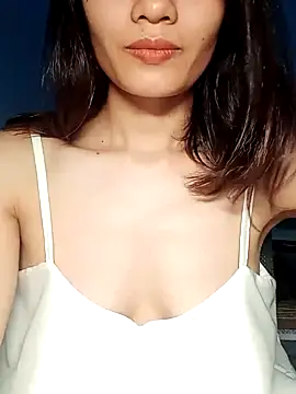 Snapshot of Hinna_x chatting on 10-07-25, 08:37 Hinna x online show from 10-07-25, 08:37