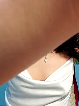 Hinna x online show from 04-13-26, 02:10