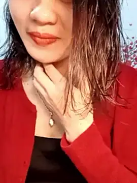 Snapshot of Hinna_x chatting on 02-22-26, 06:05 Hinna x online show from 02-22-26, 06:05