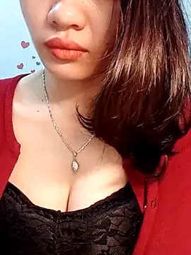 Snapshot of Hinna_x chatting on 02-27-26, 10:20 Hinna x online show from 02-27-26, 10:20