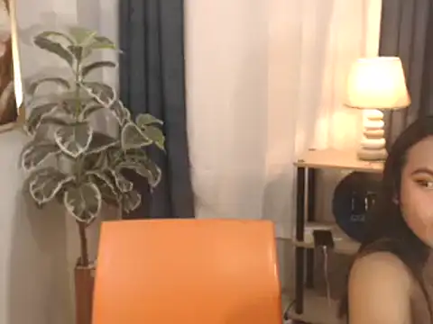 yourmochaloca69 online show from 10-22-25, 03:44