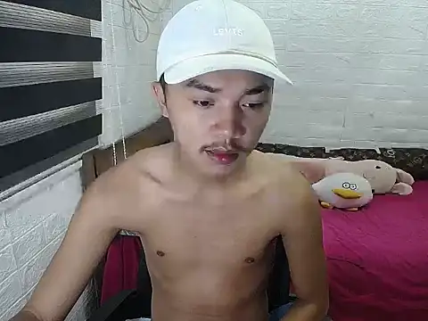 Snapshot of Asian_cummer08 chatting on 02-25-26, 03:40 Asian cummer08 online show from 02-25-26, 03:40