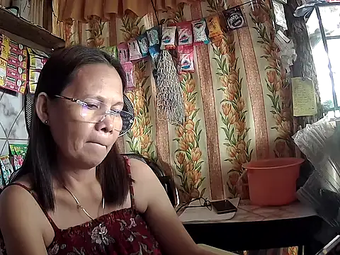 Hotzoey16 online show from 04-26-26, 01:14