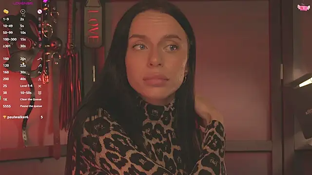 Snapshot of livia_starwars chatting on 09-22-25, 09:21 livia starwars online show from 09-22-25, 09:21