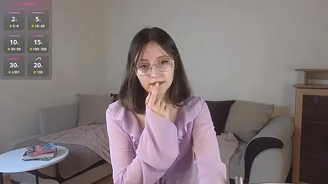 Snapshot of EsmaWonka chatting on 10-16-25, 07:16 EsmaWonka online show from 10-16-25, 07:16
