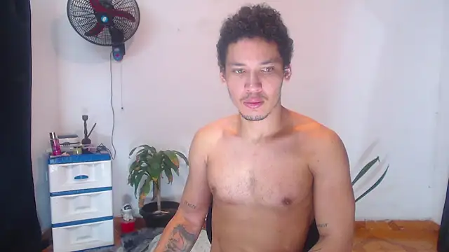 RuiMaddoox online show from 11-15-25, 03:27