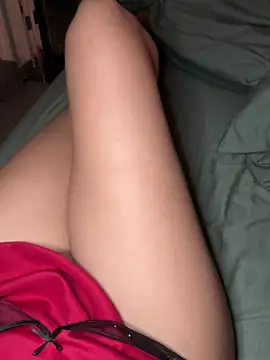 valedrams online show from 10-22-25, 06:13