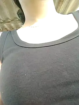 Snapshot of daisy_will chatting on 10-03-25, 12:25 daisy will online show from 10-03-25, 12:25