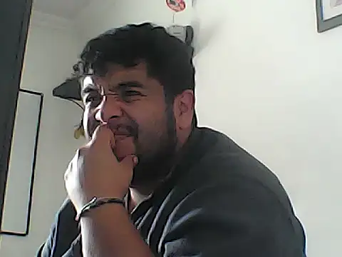 Snapshot of Rolo-Sumiso chatting on 10-01-25, 01:37 Rolo-Sumiso online show from 10-01-25, 01:37
