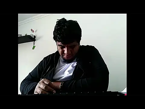 Snapshot of Rolo-Sumiso chatting on 10-17-25, 01:02 Rolo-Sumiso online show from 10-17-25, 01:02