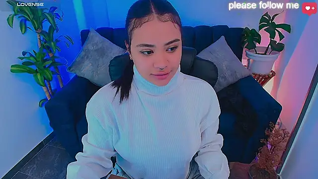 Snapshot of nicemiiaa7_ chatting on 03-24-26, 03:34 nicemiiaa7 online show from 03-24-26, 03:34