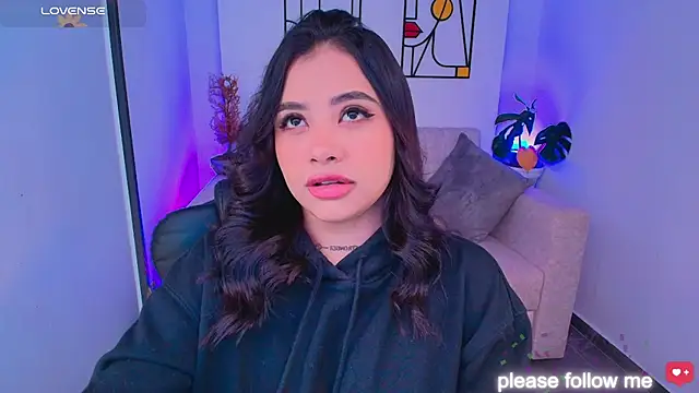 Snapshot of nicemiiaa7_ chatting on 02-20-26, 09:28 nicemiiaa7 online show from 02-20-26, 09:28