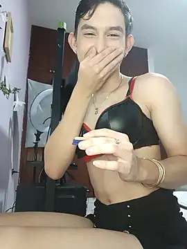 ashley moss online show from 10-11-25, 06:42
