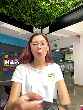 Melody-baby online show from 11-16-25, 07:40