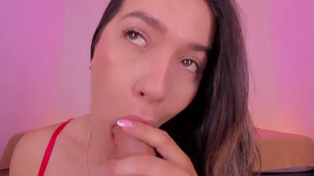 aleksandramiller  online show from 05-07-26, 01:14